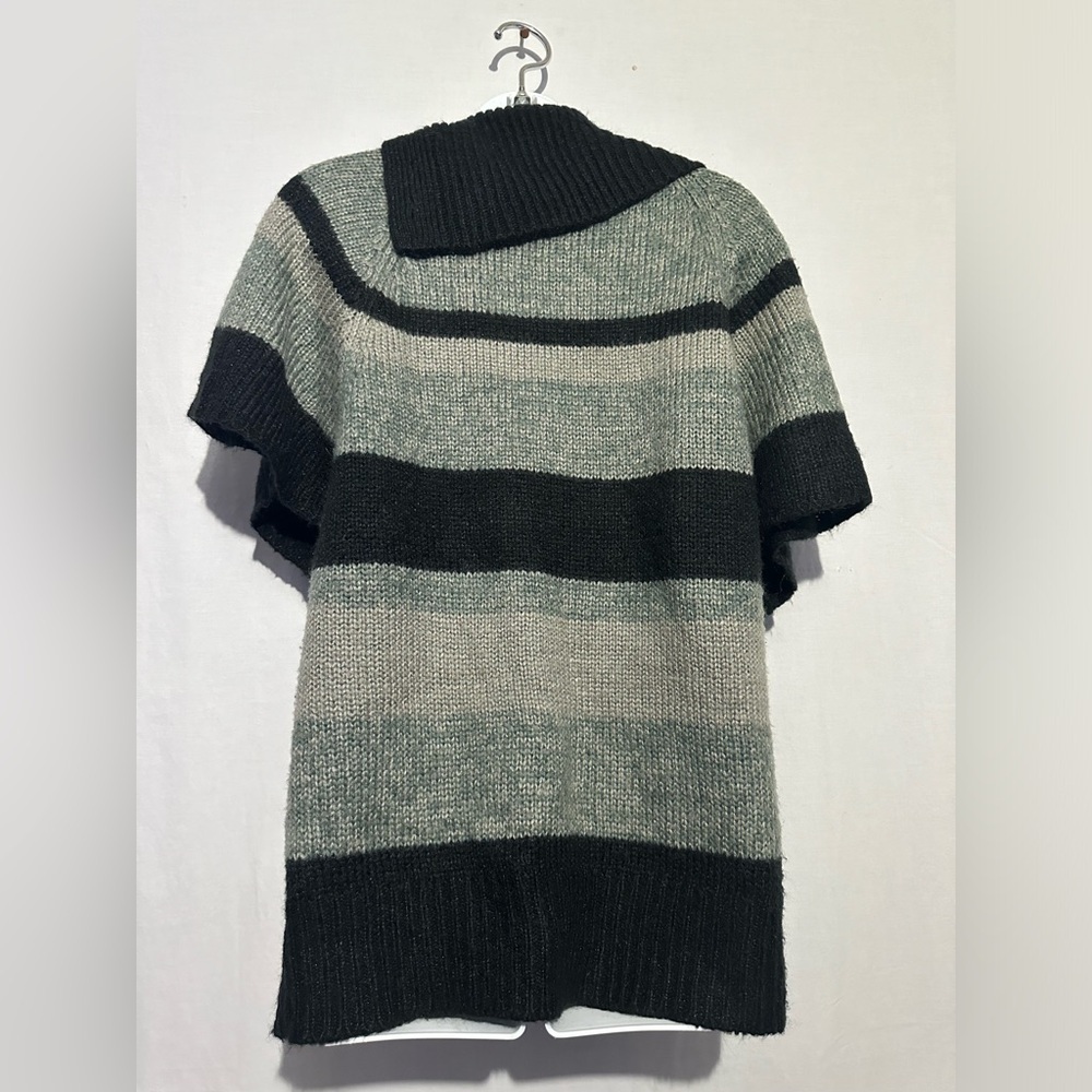 New directions Women's Striped open sleeve knit sweater | L - Picture 2 of 3